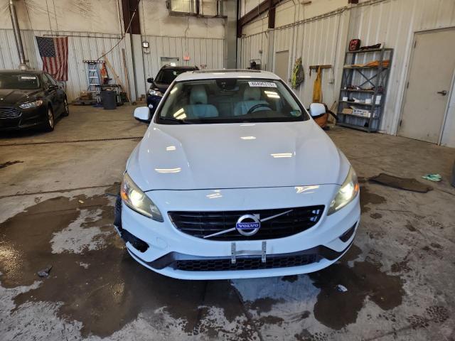 Zdjęcie 5 z aukcji – 2017 VOLVO S60 z VIN YV126MFL8H2436993