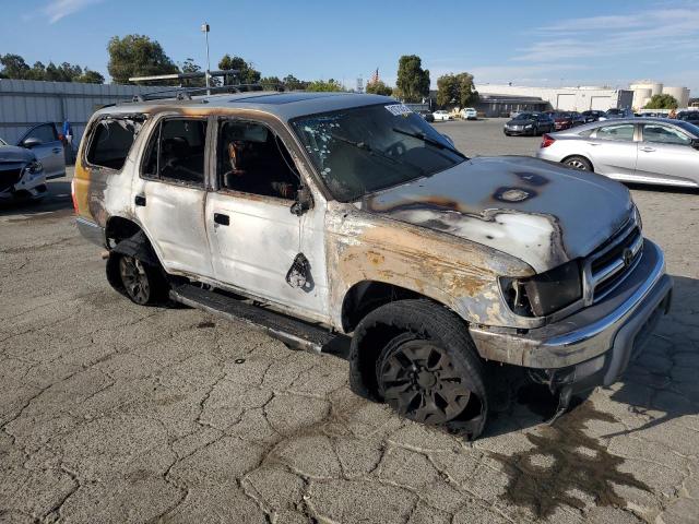 Photo 4 from auction – 2000 TOYOTA 4RUNNER SR5 with VIN JT3HN86R2Y0271098