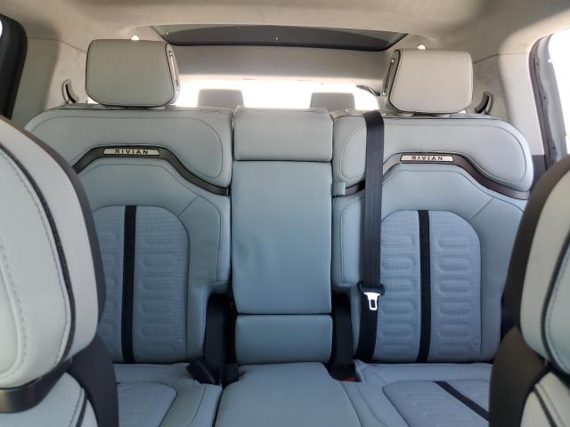 Photo 10 from auction – 2024 RIVIAN R1S ADVENT with VIN 7PDSGABA3RN039139