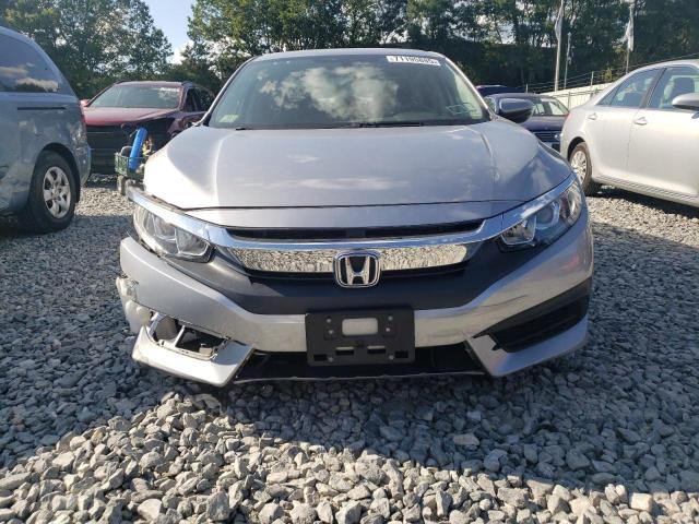 Photo 5 from auction – 2018 HONDA CIVIC LX with VIN 19XFC2F57JE200060