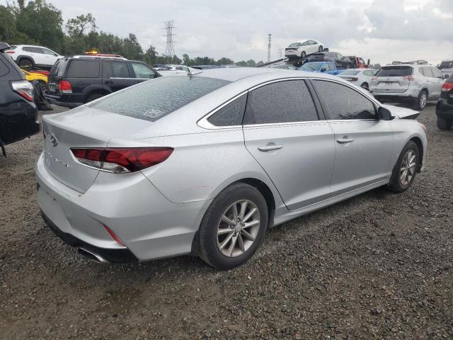 Photo 3 from auction – 2018 HYUNDAI SONATA SE with VIN 5NPE24AF9JH691978