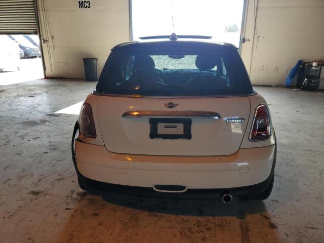 Photo 6 from auction – 2007 MINI COOPER with VIN WMWMF33537TT50320