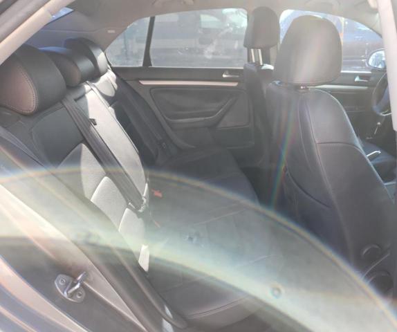 Photo 10 from auction – 2007 VOLKSWAGEN JETTA 2.5 with VIN 3VWSF71K37M005746