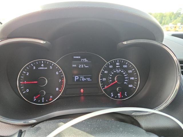 Photo 9 from auction – 2016 KIA FORTE LX with VIN KNAFK5A81G5573456