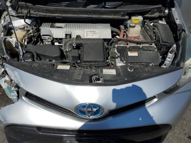 Photo 11 from auction – 2017 TOYOTA PRIUS V with VIN JTDZN3EU6HJ061641