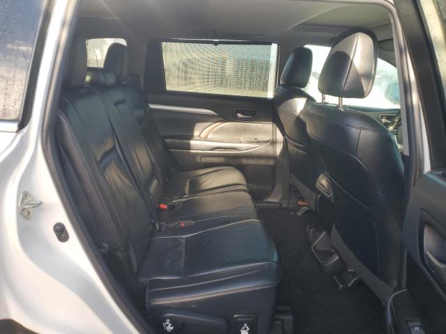 Photo 11 from auction – 2019 TOYOTA HIGHLANDER with VIN 5TDKZRFH8KS567203