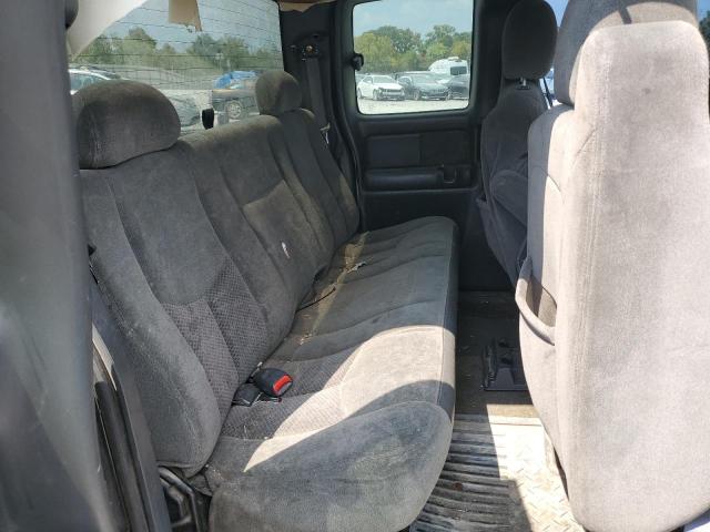Photo 10 from auction – 2004 CHEVROLET SILVERADO C1500 with VIN 2GCEC19T441110947