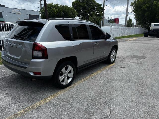 Фото 4 с аукциона – 2017 JEEP COMPASS SP с VIN 1C4NJCBA1HD123515