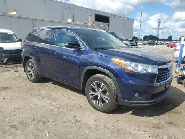 Photo 4 from auction – 2016 TOYOTA HIGHLANDER with VIN 5TDJKRFH8GS275901