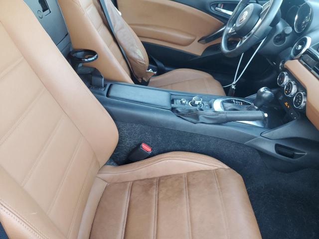 Photo 10 from auction – 2018 FIAT 124 SPIDER with VIN JC1NFAEK2J0134303
