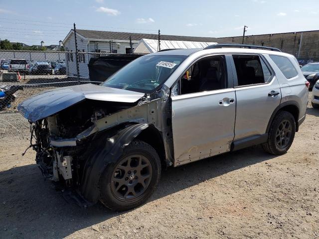 HONDA PILOT TRAI 2025 with VIN 5FNYG1H69SB037677 - Photo from auction