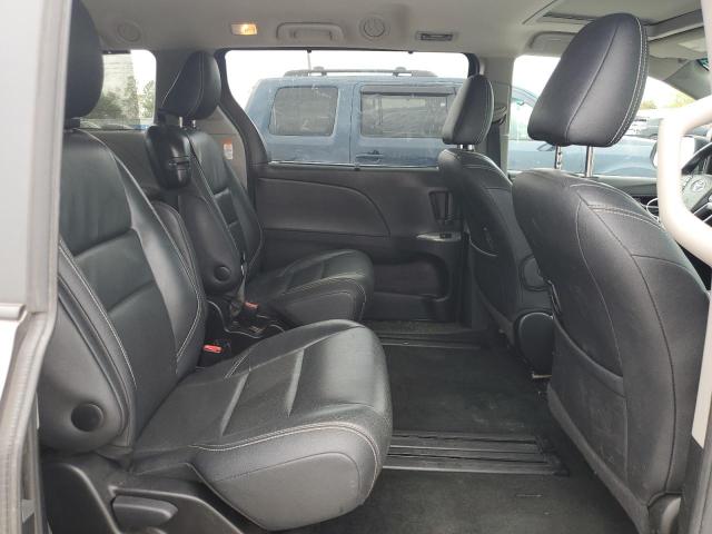 Photo 11 from auction – 2016 TOYOTA SIENNA SE with VIN 5TDXK3DC9GS755928