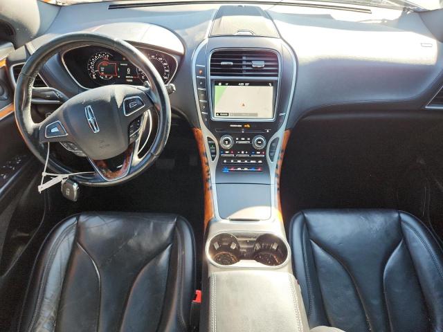 Photo 8 from auction – 2018 LINCOLN MKX RESERV with VIN 2LMPJ8LRXJBL38025