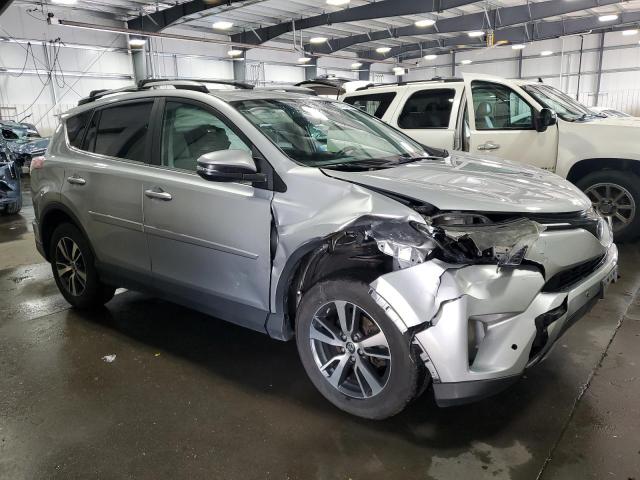 Photo 4 from auction – 2017 TOYOTA RAV4 XLE with VIN 2T3RFREV1HW640921