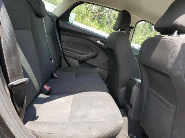 Zdjęcie 10 z aukcji – 2017 FORD FOCUS SE z VIN 1FADP3K29HL231217