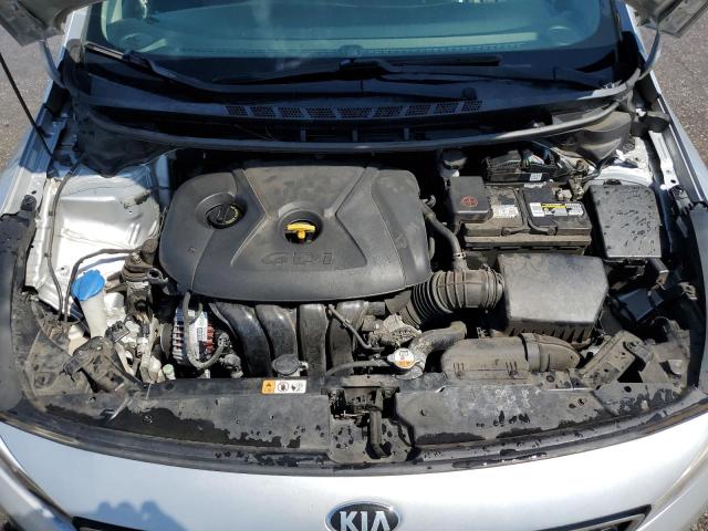 Photo 11 from auction – 2017 KIA FORTE LX with VIN KNAFK5A86H5713633