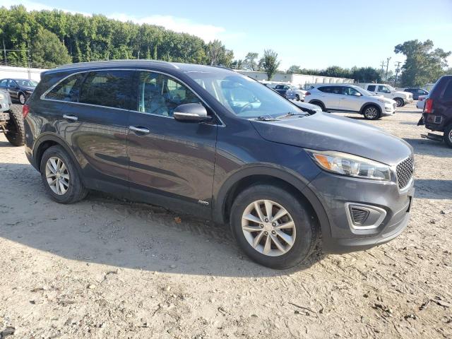 Photo 4 from auction – 2017 KIA SORENTO LX with VIN 5XYPGDA30HG293298