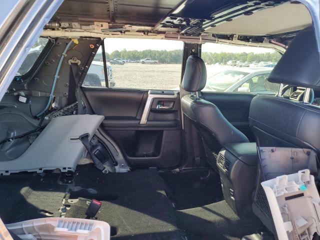 Photo 11 from auction – 2014 TOYOTA 4RUNNER SR with VIN JTEBU5JR9E5198428