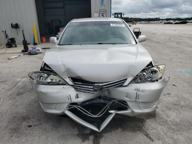Photo 5 from auction – 2005 TOYOTA CAMRY LE with VIN 4T1BE32K45U514830