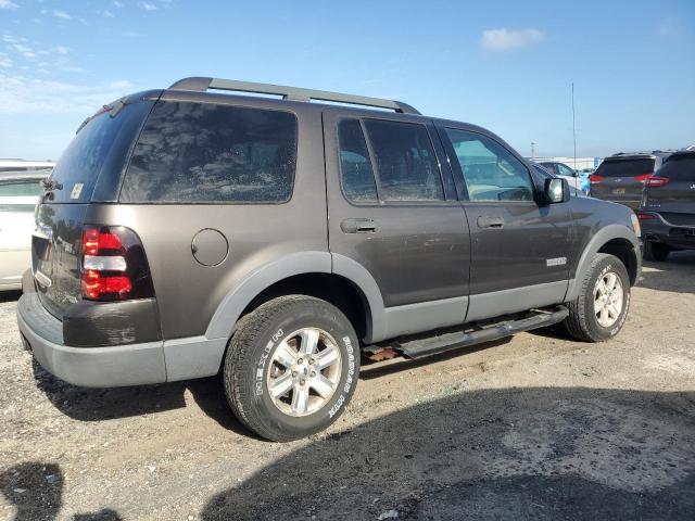 Photo 3 from auction – 2006 FORD EXPLORER X with VIN 1FMEU73E06UB23529