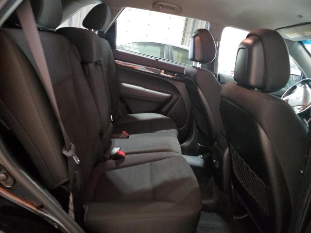 Photo 11 from auction – 2015 KIA SORENTO LX with VIN 5XYKT4A78FG578465