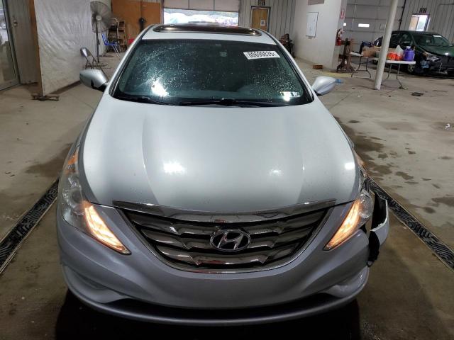 Photo 5 from auction – 2013 HYUNDAI SONATA SE with VIN 5NPEC4AC5DH581923