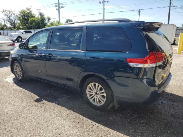 Photo 2 from auction – 2011 TOYOTA SIENNA XLE with VIN 5TDYK3DC5BS005584