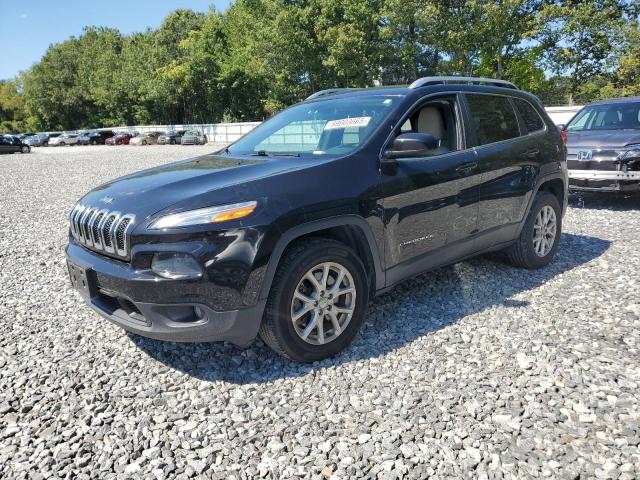 JEEP CHEROKEE LATITUDE 2017 with VIN 1C4PJMCS5HW612364 - Photo from auction