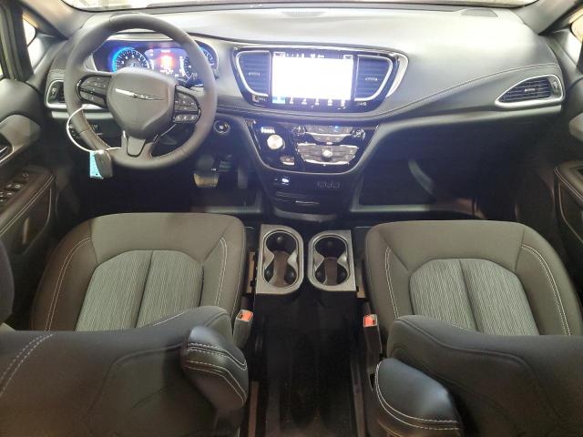 Photo 8 from auction – 2024 CHRYSLER PACIFICA TOURING with VIN 2C4RC1FG6RR191550
