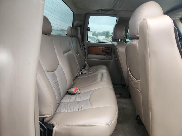 Photo 10 from auction – 2004 CHEVROLET SILVERADO with VIN 2GCEC19V341162183