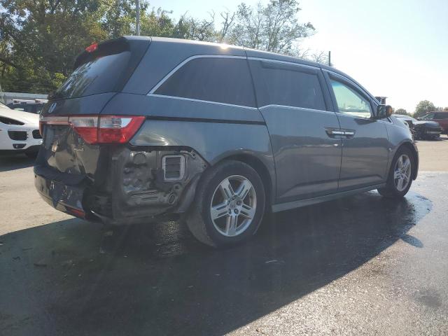 Photo 3 from auction – 2011 HONDA ODYSSEY TO with VIN 5FNRL5H92BB015876