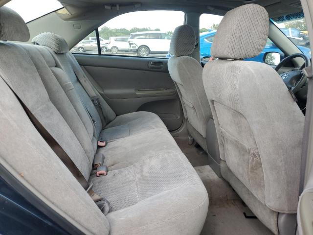 Photo 10 from auction – 2004 TOYOTA CAMRY LE with VIN 4T1BE30K04U296015