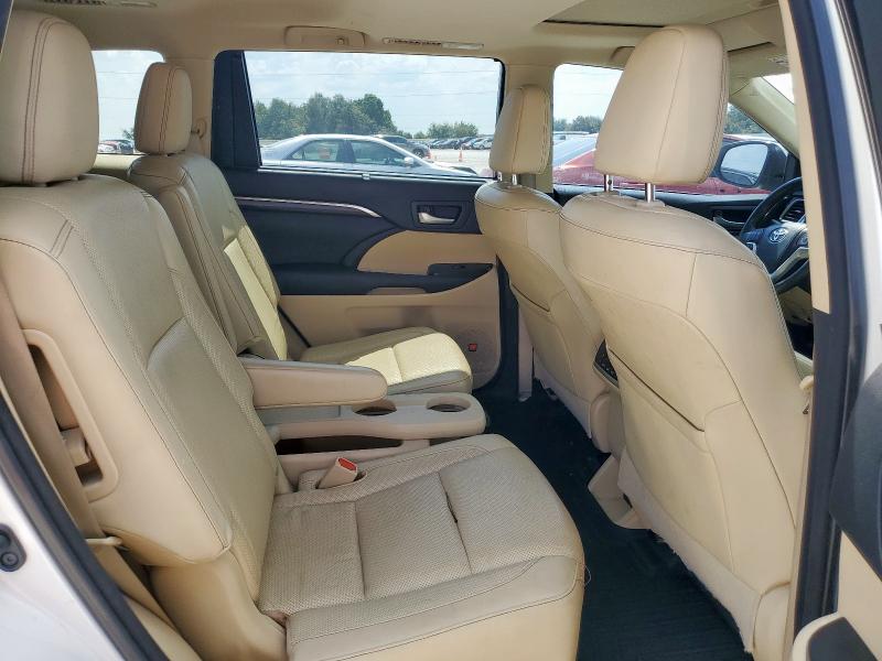 Photo 11 from auction – 2014 TOYOTA HIGHLANDER with VIN 5TDYKRFH4ES012705