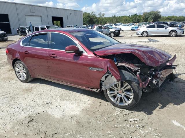 Фото 4 с аукциона – 2017 JAGUAR XF с VIN SAJBR4BVXHCY29118