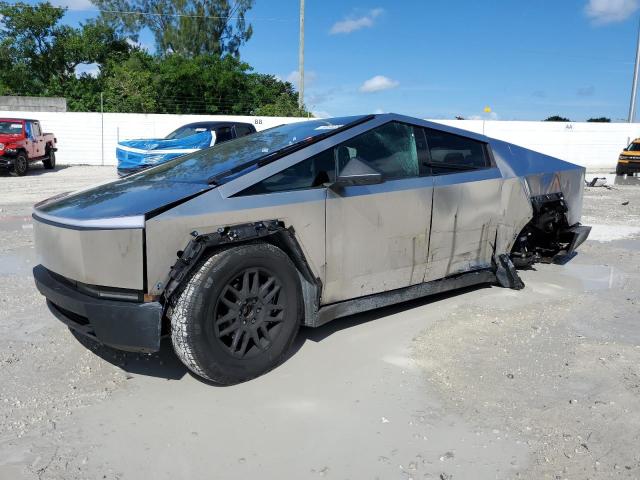 TESLA CYBERTRUCK 2025 with VIN 7G2CEHEE1SA075287 - Photo from auction