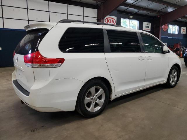 Photo 3 from auction – 2012 TOYOTA SIENNA LE with VIN 5TDKK3DC8CS183318