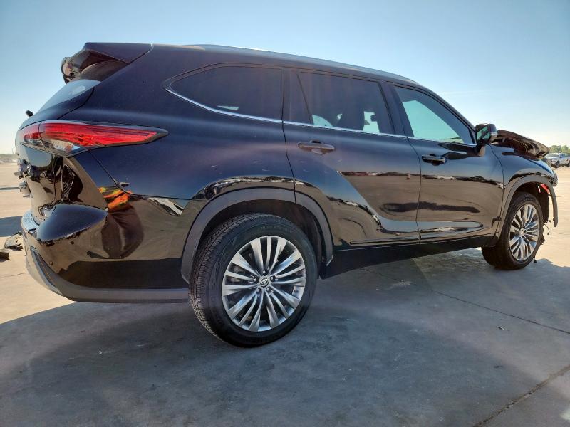 Photo 3 from auction – 2021 TOYOTA HIGHLANDER with VIN 5TDFZRAH8MS082118