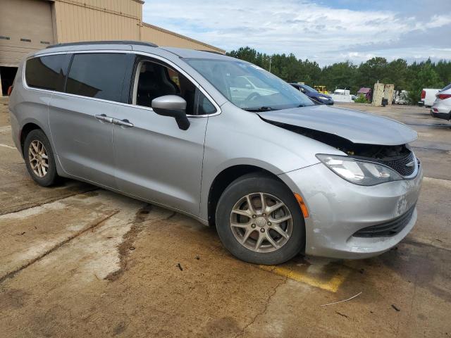Photo 4 from auction – 2020 CHRYSLER VOYAGER LX with VIN 2C4RC1DG6LR264507