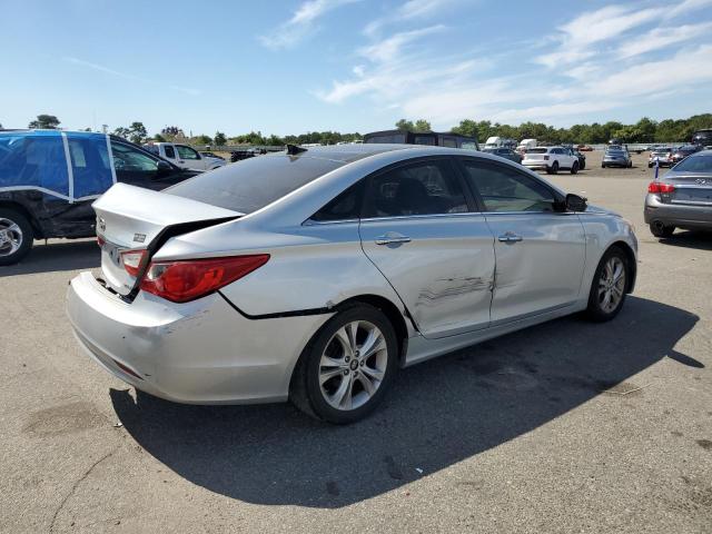Photo 3 from auction – 2013 HYUNDAI SONATA SE with VIN 5NPEC4AC8DH585674