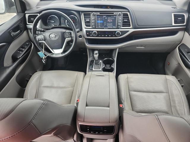 Photo 8 from auction – 2015 TOYOTA HIGHLANDER with VIN 5TDDKRFH6FS196058