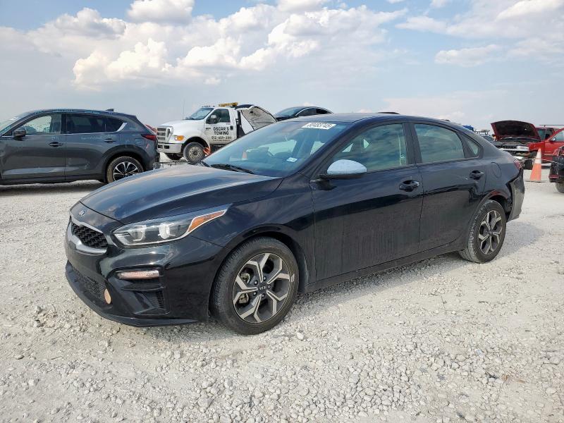 KIA FORTE FE 2021 with VIN 3KPF24AD0ME330487 - Photo from auction