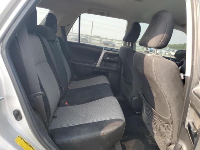 Photo 11 from auction – 2018 TOYOTA 4RUNNER SR with VIN JTEBU5JR6J5534448