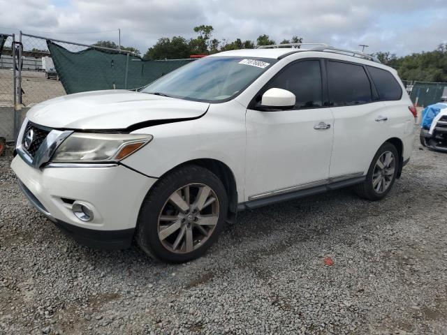 NISSAN PATHFINDER 2013 with VIN 5N1AR2MN1DC679711 - Photo from auction