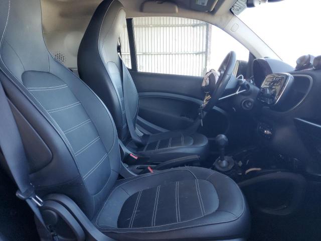 Photo 10 from auction – 2018 SMART FORTWO with VIN WMEFJ9BA9JK325027