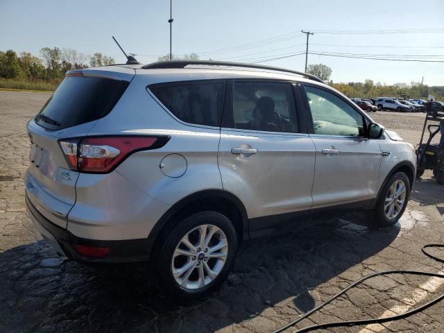 Photo 3 from auction – 2018 FORD ESCAPE SEL with VIN 1FMCU0HD3JUB23838