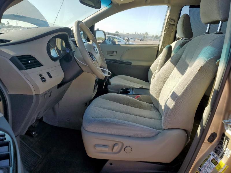 Photo 7 from auction – 2014 TOYOTA SIENNA LE with VIN 5TDKK3DC4ES504290