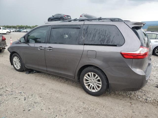 Photo 2 from auction – 2015 TOYOTA SIENNA XLE with VIN 5TDYK3DC7FS636293