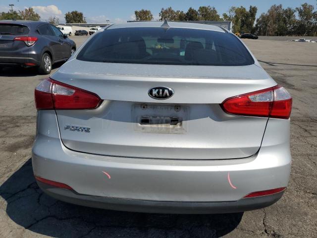 Photo 6 from auction – 2016 KIA FORTE LX with VIN KNAFX4A64G5442046