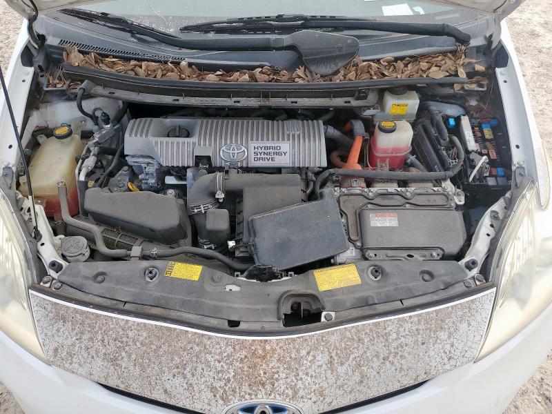 Photo 11 from auction – 2013 TOYOTA PRIUS with VIN JTDKN3DU4D1642455
