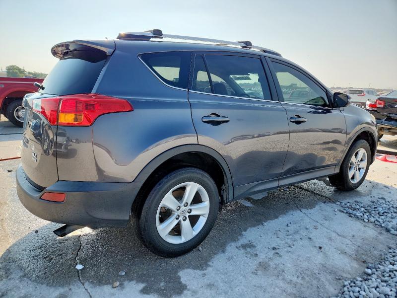 Photo 3 from auction – 2014 TOYOTA RAV4 XLE with VIN JTMRFREV9EJ010896